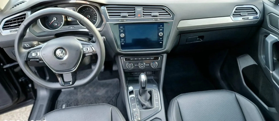 Volkswagen Tiguan Allspace cena 108300 przebieg: 76000, rok produkcji 2020 z Zielonka małe 352